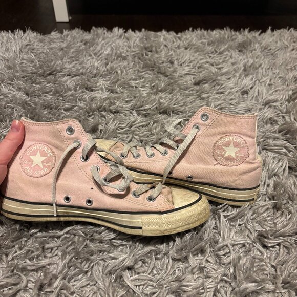 Custom Pink Converse - Picture 1 of 3